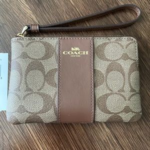 Corner Zip Wristlet In Signature Canvas